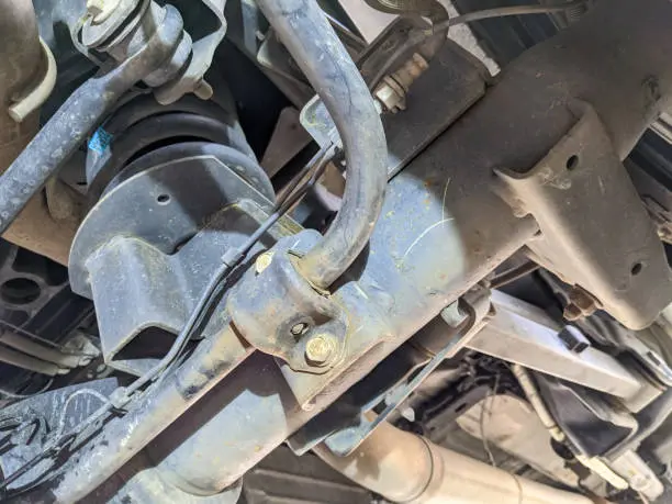 Chassis Concerns in the EV Era: Durability Challenges of Sway Bar Bushings Revealed by High-Mileage Kia EV9 Case