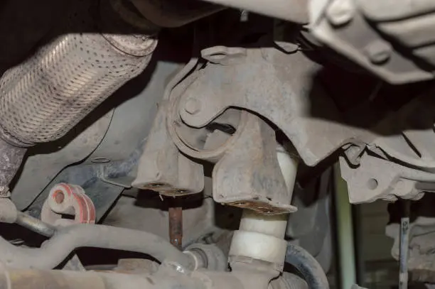 Hidden Chassis Concerns in the EV Era: High-Mileage Kia EV9 Case Exposes Sway Bar Bushing Durability Challenges